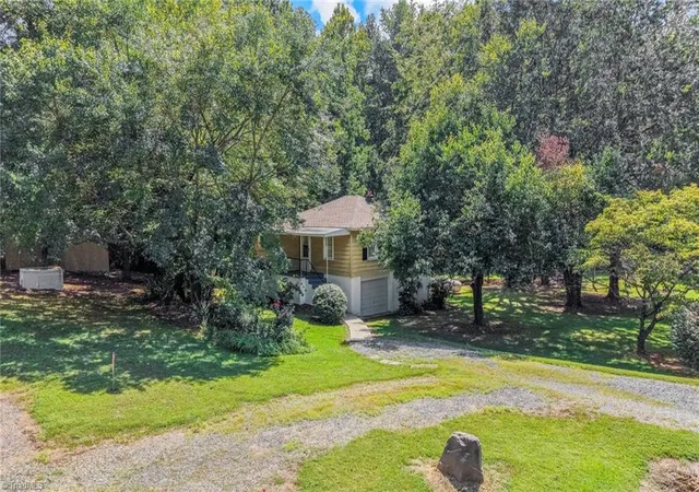 2nd image of 1738 Kivett Council Rd, Liberty, NC 27298 | MLS# 1233166