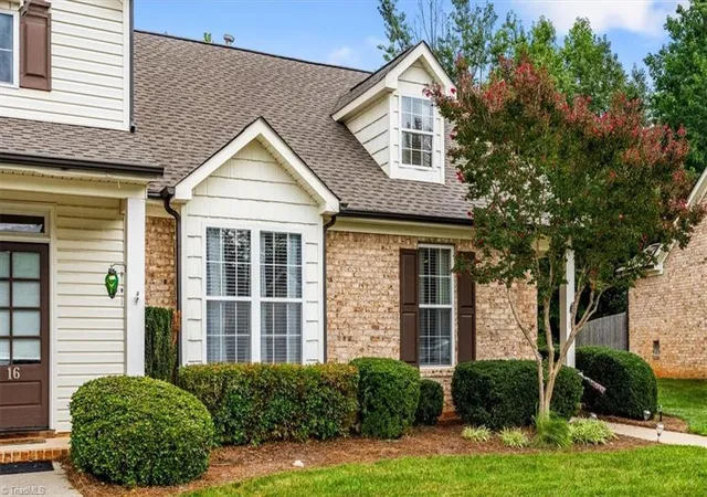 Photo 3 of Sale Pending at 14 Rhododendron Dr, Greensboro, NC 27455 | MLS# 1229399 | Listing updated on 2026-09-12