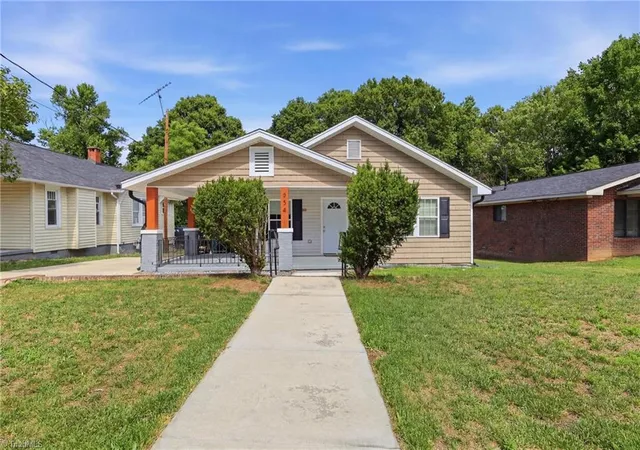2nd image of 934 Forrest St, High Point, NC 27262 | MLS# 1225470