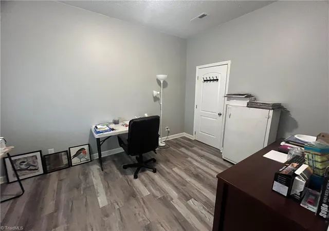 Photo 4 of Single family home for sale at 1817 SE Center St, Winston Salem, NC 27127 | MLS# 1231061 | Listing updated on 2026-10-20