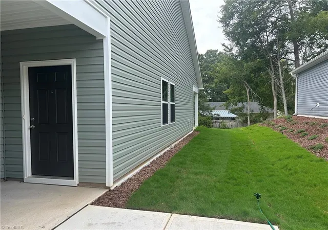Photo 2 of Sale Pending at 861 Hanford Landing Dr, Graham, NC 27253 | MLS# 1233885 | Listing updated on 2026-09-13