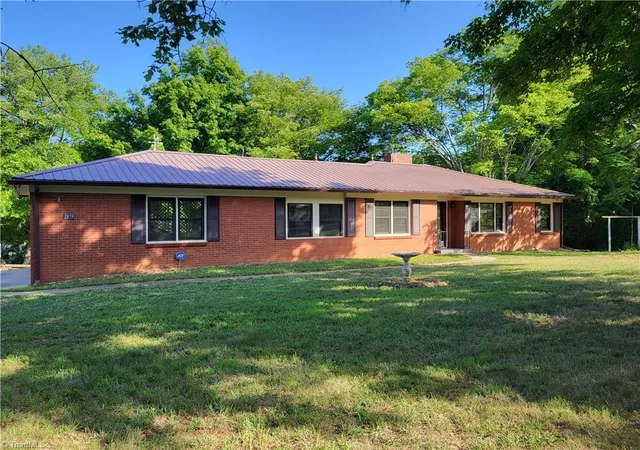 Homes for sale in Lexington, NC | 2678 Allred Rd, Lexington, NC 27292 | MLS# 1227131