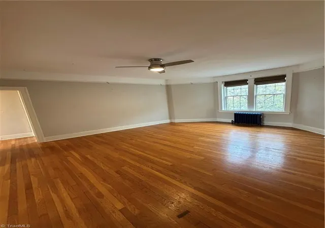 4th image of 828 N Elm St #E4, Greensboro, NC 27401 | MLS# 1224690