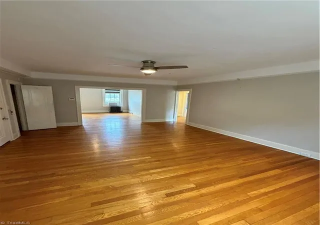 5th image of 828 N Elm St #E4, Greensboro, NC 27401 | MLS# 1224690