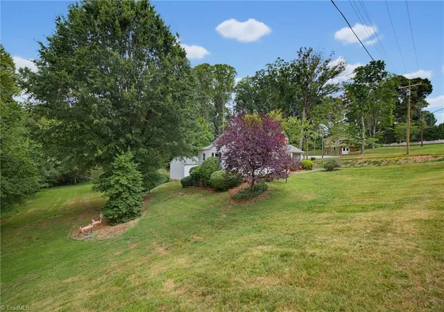 2nd image of 339 Petree Rd, Winston Salem, NC 27106 | MLS# 1226024