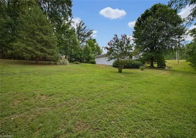 31st image of 339 Petree Rd, Winston Salem, NC 27106 | MLS# 1226024