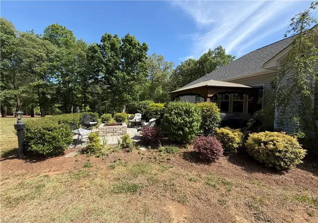 Photo 4 of Single family home for sale at 1982 Wheeler Brg Rd, Burlington, NC 27215 | MLS# 1218326 | Listing updated on 2026-07-29