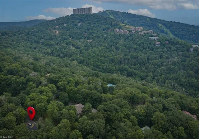 Photo 33 of Sale Pending at 519 Rock Spring Cir, Banner Elk, NC 28604 | MLS# 1230377 | Listing updated on 2026-09-03
