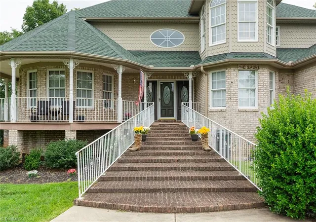 2nd image of 2403 Brewington Sibert Pl, Greensboro, NC 27406 | MLS# 1226306
