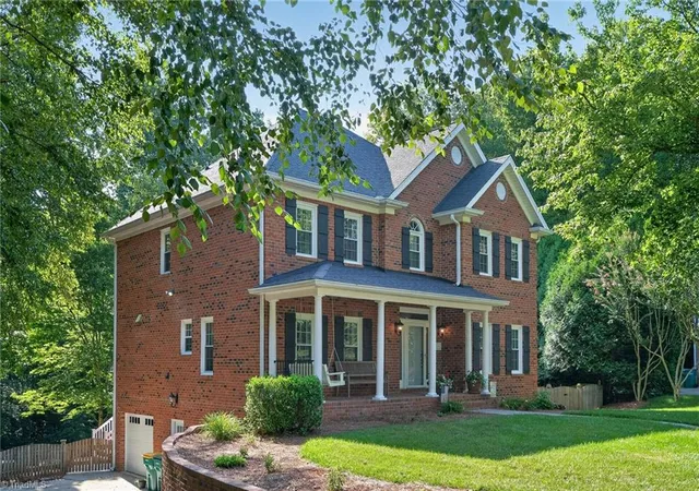 Photo 2 of Sale Pending at 8415 Curraghmore Ct, Clemmons, NC 27012 | MLS# 1227499 | Listing updated on 2026-09-05