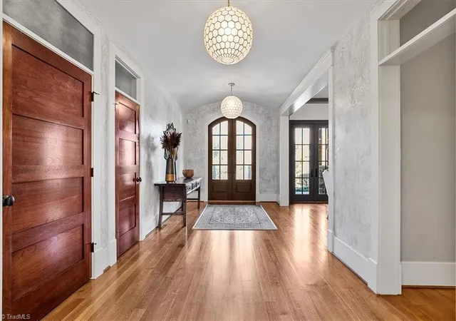 Photo 4 of Single family home for sale at 5787 Meadow Pond Ct, Summerfield, NC 27358 | MLS# 1213119 | Listing updated on 2026-08-21