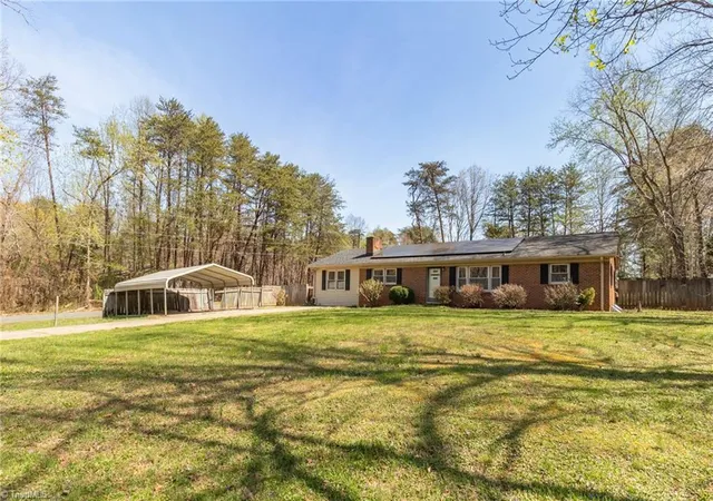 Homes for sale in Walnut Cove, NC | 8225 Easley Rd, Walnut Cove, NC 27052 | MLS# 1212818