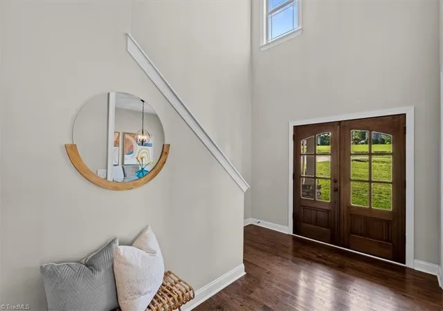 Photo 3 of Sale Pending at 5010 Tamarack Dr, Greensboro, NC 27407 | MLS# 1231070 | Listing updated on 2026-09-15
