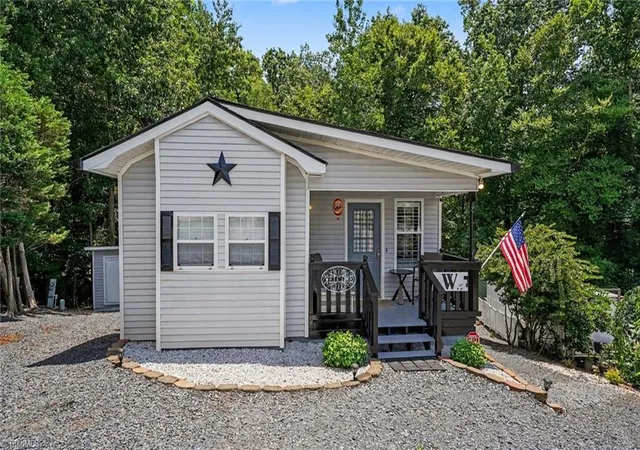 Photo 1 of Manufactured home for sale at 113 Lake View Dr, New London, NC 28127 | MLS# 1225372 | Listing updated on 2026-09-03