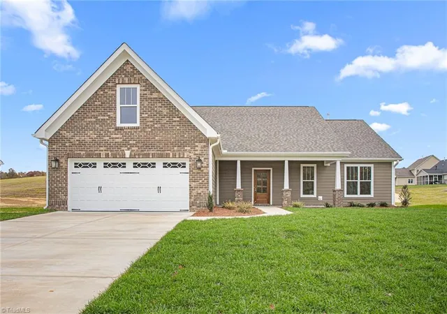 Homes for sale in Graham, NC | 3113 Cullens Dr, Graham, NC 27253 | MLS# 1200344