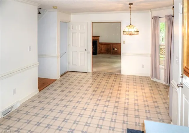 5th image of 6125 Tennyson Dr, Kernersville, NC 27284 | MLS# 1225894