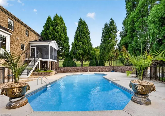 Photo 3 of Single family home for sale at 121 Reich Farm Ct, Lexington, NC 27295 | MLS# 1233969 | Listing updated on 2026-09-05