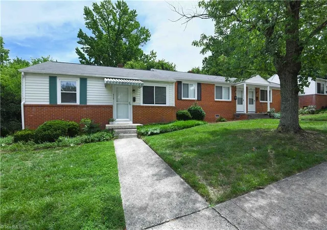 Photo 1 of Sale Pending at 514 Overlook St, Greensboro, NC 27403 | MLS# 1228974 | Listing updated on 2026-08-21