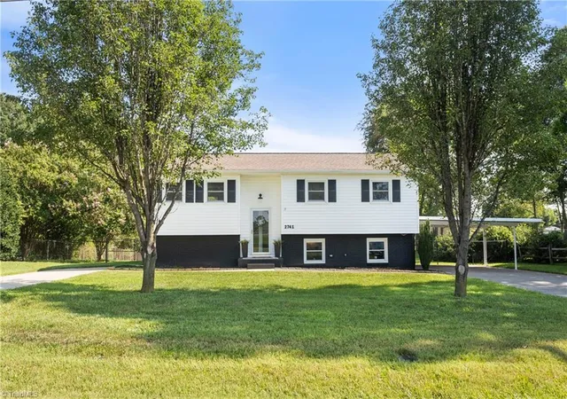 Single family home for sale at 2741 River Ridge Rd, Pfafftown, NC 27040 | MLS# 1233539