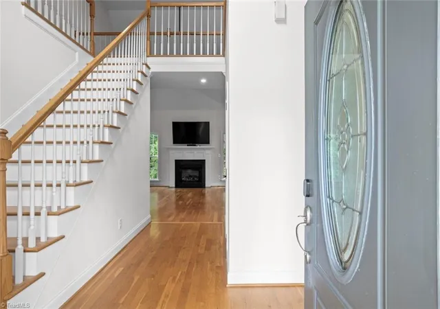 Photo 3 of Single family home for sale at 220 Drake Ln, Lexington, NC 27295 | MLS# 1226377 | Listing updated on 2026-08-22
