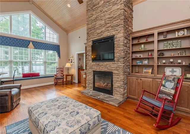 Photo 5 of Single family home for sale at 223 Periwinkle Ln, Lexington, NC 27292 | MLS# 1180306 | Listing updated on 2026-06-15