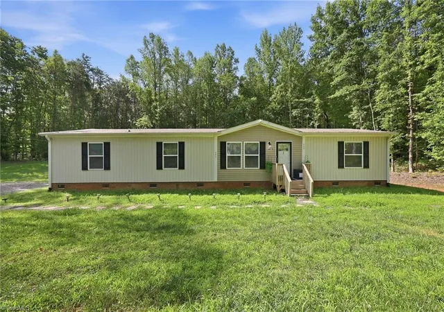 1st image of 4073 Hodges Dairy Rd, Yanceyville, NC 27379 | MLS# 1227589