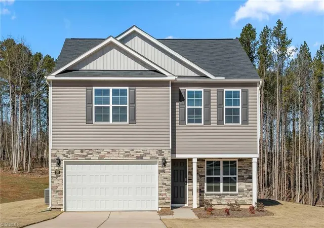 1st image of 120 Sugar Pine St, Thomasville, NC 27360 | MLS# 1219133