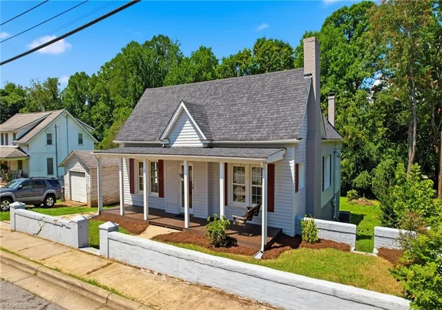 Photo 3 of Single family home for sale at 1115 Trogdon St, North Wilkesboro, NC 28659 | MLS# 1230908 | Listing updated on 2026-08-17