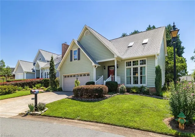 2nd image of 2228 King George Ct, Winston Salem, NC 27103 | MLS# 1231418