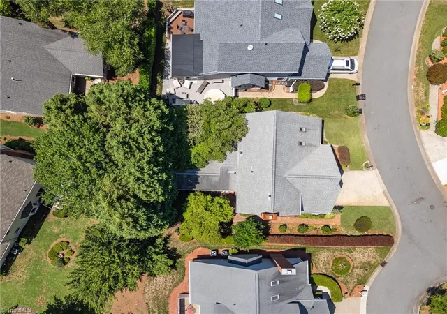 Photo 41 of Sale Pending at 2228 King George Ct, Winston Salem, NC 27103 | MLS# 1231418 | Listing updated on 2026-10-10