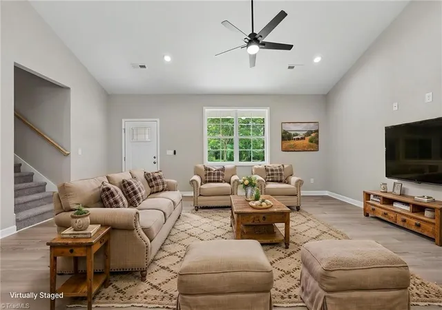 Photo 3 of Sale Pending at 125 City Line Dr, Thomasville, NC 27360 | MLS# 1228745 | Listing updated on 2026-09-14