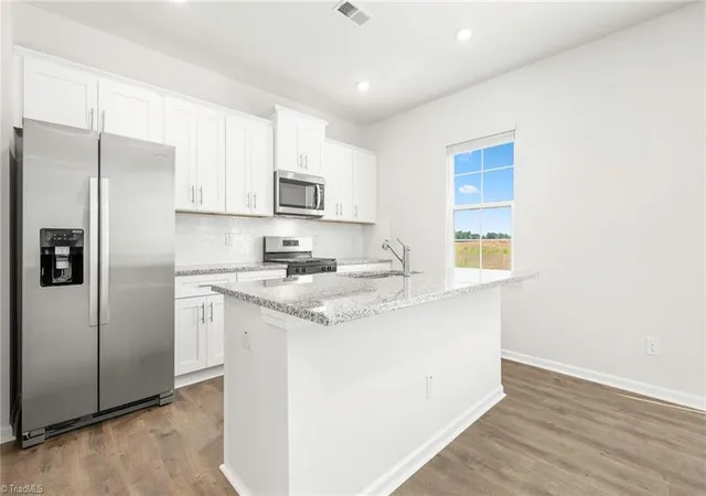 image of 1576 Aberdeen Dr, Mebane, NC 27302 | MLS# 1225646