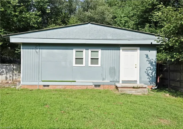 12th image of 1415 Forrest St, High Point, NC 27262 | MLS# 1230718