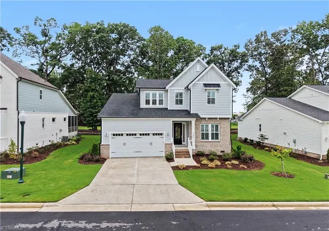 Photo 3 of Single family home for sale at 5106 Whaitley Ln, Greensboro, NC 27407 | MLS# 1229395 | Listing updated on 2026-09-15