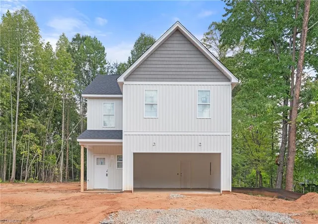 Photo 1 of Sale Pending at 4375 Allen Dr, Winston Salem, NC 27101 | MLS# 1233869 | Listing updated on 2026-10-18