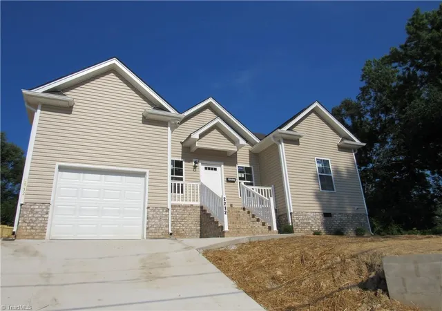 Photo 3 of Single family home for sale at 2212 Cleveland Ave, Winston Salem, NC 27105 | MLS# 1185246 | Listing updated on 2026-09-14