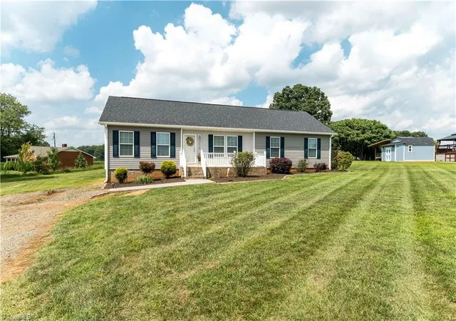 Photo 2 of Sale Pending at 1003 Crestline Dr, Yadkinville, NC 27055 | MLS# 1233659 | Listing updated on 2026-09-09