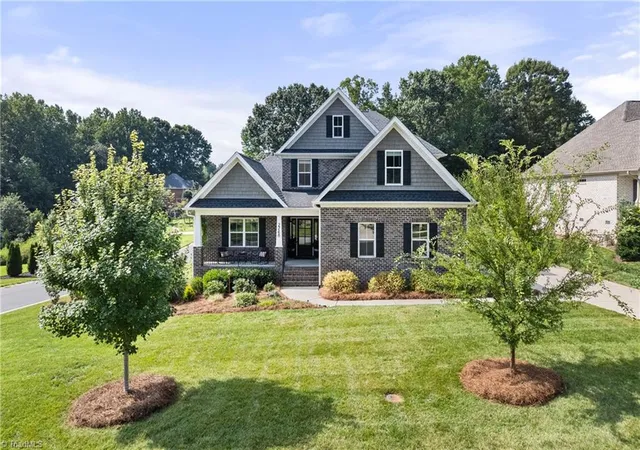 Photo 1 of Single family home for sale at 2748 Bartlett Ln, Clemmons, NC 27012 | MLS# 1233120 | Listing updated on 2026-09-13