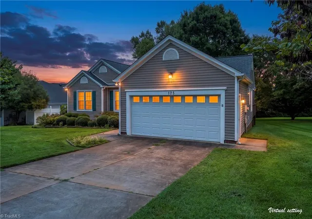 Photo 2 of Sale Pending at 125 Lonetree Dr, Advance, NC 27006 | MLS# 1233011 | Listing updated on 2026-10-03