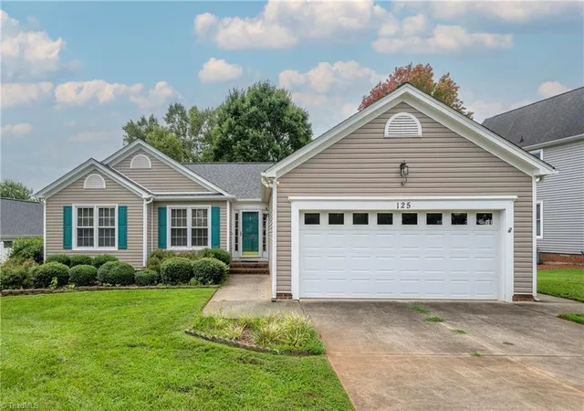 Photo 3 of Sale Pending at 125 Lonetree Dr, Advance, NC 27006 | MLS# 1233011 | Listing updated on 2026-10-03