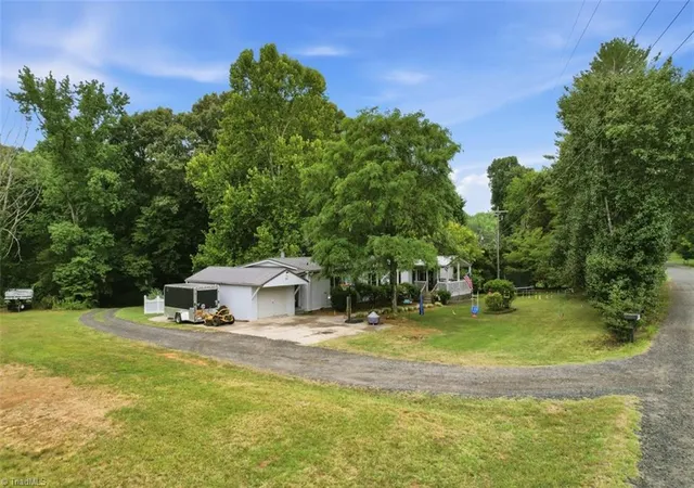 5th image of 200 Odell Myers Rd, Advance, NC 27006 | MLS# 1227652