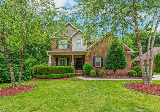 Homes for sale in High Point, NC | 5041 Bennington Wy, High Point, NC 27262 | MLS# 1223667