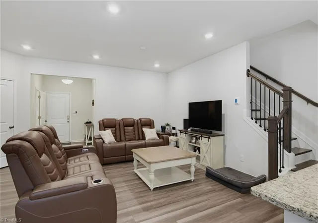 5th image of 4020 Beckton Trl, Jamestown, NC 27282 | MLS# 1224174