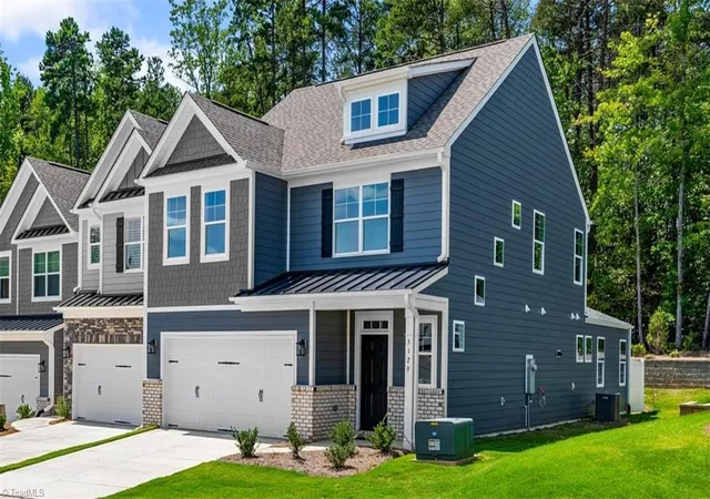 2nd image of 5129 Maple Blossom Trl, Greensboro, NC 27455 | MLS# 1231044
