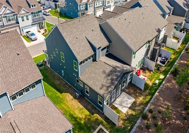 49th image of 5129 Maple Blossom Trl, Greensboro, NC 27455 | MLS# 1231044