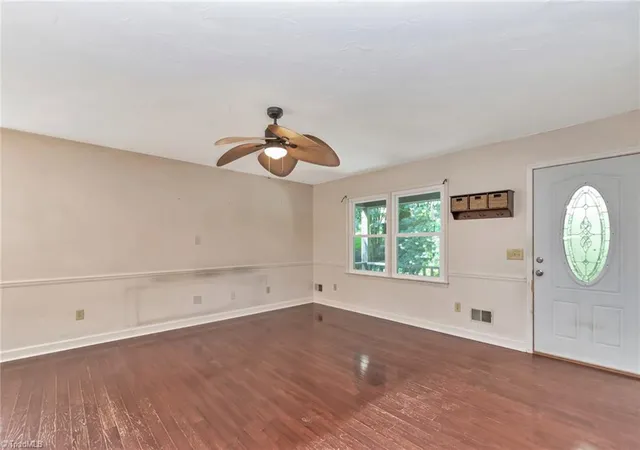 Photo 3 of Sale Pending at 414 Plaza Dr, Wilkesboro, NC 28697 | MLS# 1231297 | Listing updated on 2026-09-02