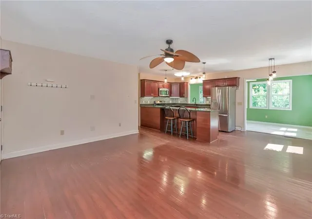 Photo 5 of Sale Pending at 414 Plaza Dr, Wilkesboro, NC 28697 | MLS# 1231297 | Listing updated on 2026-09-02