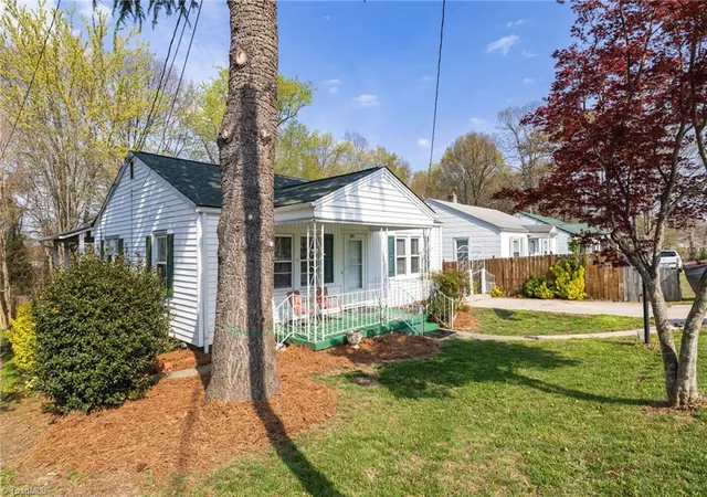 Homes for sale in Reidsville, NC | 1510 Vance St, Reidsville, NC 27320 | MLS# 1213640