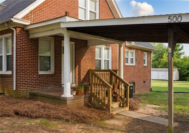 Photo 4 of Single family home for sale at 500 Midway School Rd, Lexington, NC 27295 | MLS# 1226931 | Listing updated on 2026-08-16