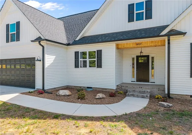 4th image of 5037 Faith Rd, Salisbury, NC 28146 | MLS# 1227041